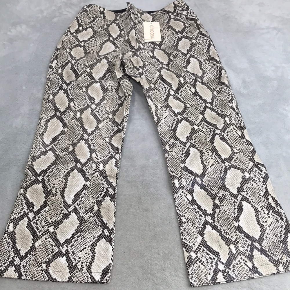Choosy Women's Vegan Leather Snake Skin Pants New